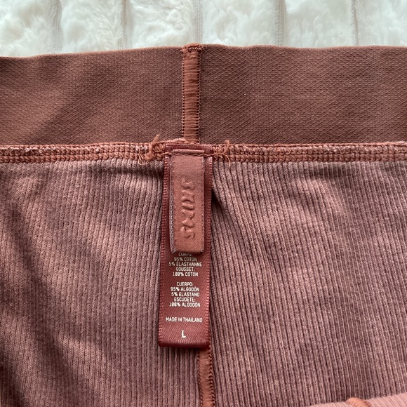 SOLD - Skims Cotton Rib Boxers - Picture 4 of 4